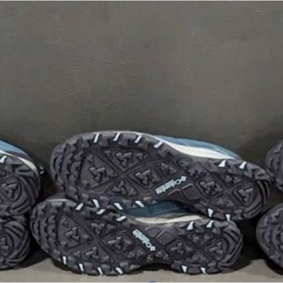 Women’s Columbia Firecamp Fleece Lined Techlite Shoes NWT - Picture 3 of 5